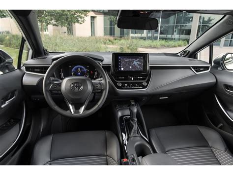 2023 Toyota Corolla Pictures: | U.S. News