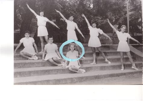 Photo de classe 5 éme avec certif de 1968 ECOLE INSTITUTION GAY Copains d avant