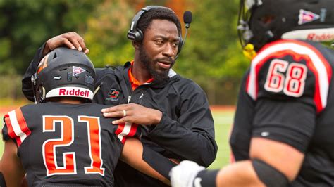 10 Years After Devastating Injury South Carolinas Marcus Lattimore