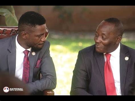 Umar Kiseka Yebaziza Bobi Wine Okwanika Obuziina Bwa Mathias Mpuuga