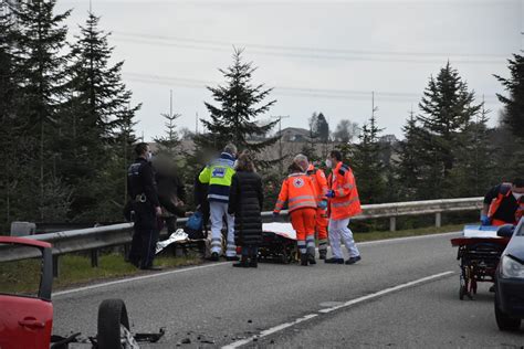 Angelbachtal Rhein Neckar Kreis Schwerer Unfall Im Begegnungsverkehr