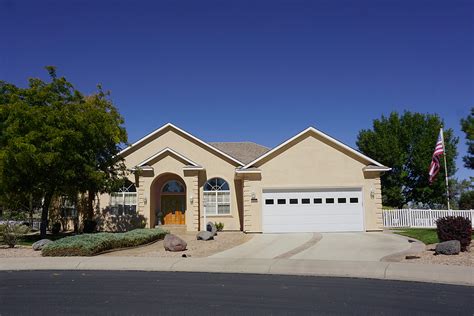 Exploring the World of Exterior Stucco Textures - Sunny Coast Stucco ...