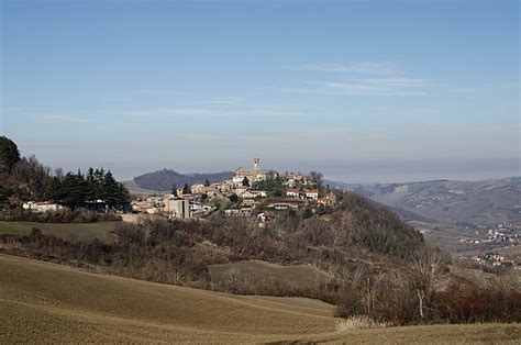 Oltrepò Pavese alla scoperta del territorio con i suoi borghi e i suoi