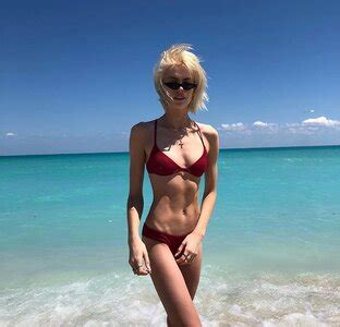 10 Hot Sexy Chiara Hovland Bikini Pics