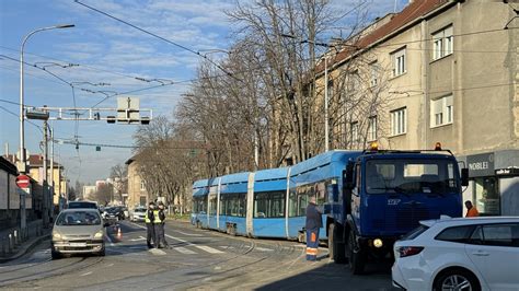 Foto Isko Io Tramvaj Iz Tra Nica Ovakve Gu Ve Dugo Nisu Vi Ene