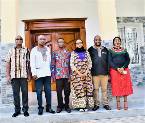 Africa Updates On Twitter Rt Ke Djibouti Kenya Embassy Staff Led By Amb Salim Salim Dressed