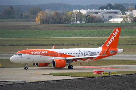 Erste A320neo für Schweizer EasyJet Sky News