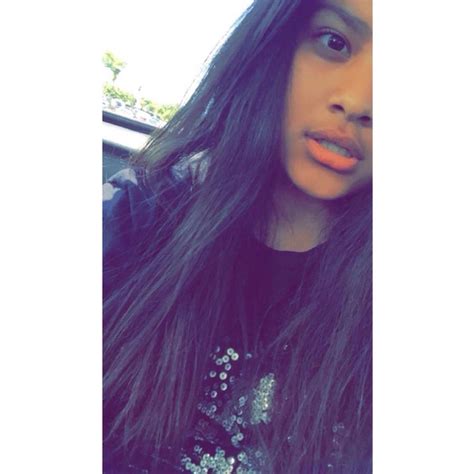 9 Hot Sexy Thalia Matos Bikini Pics