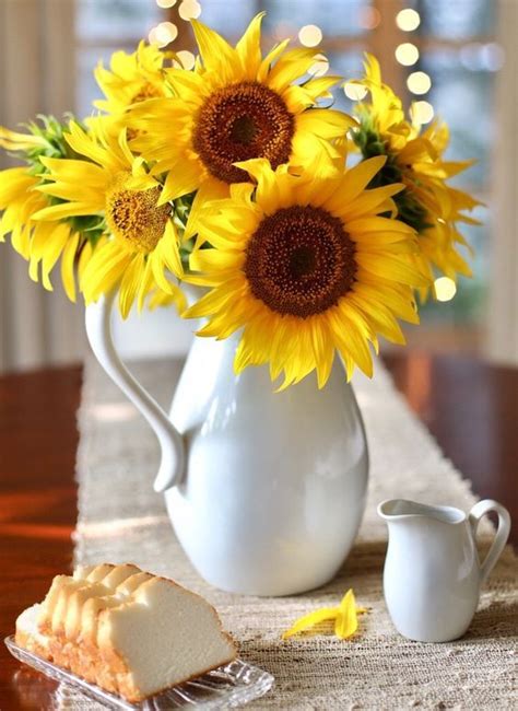 Pin Di La Figlia Dei Fiori Su Girasoli Girasoli Fiori Composizione Di Fiori