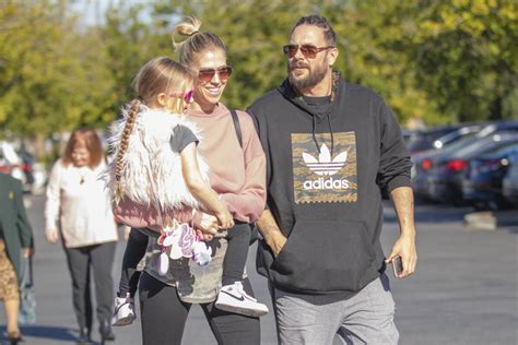 Photo Exclusif Kevin Federline se promène avec sa femme Victoria et