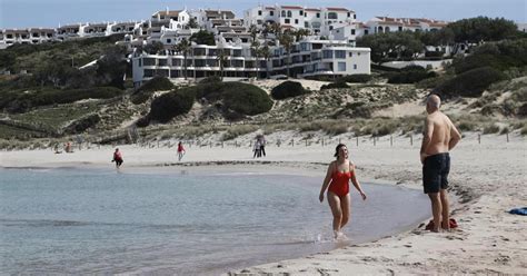 El Veranillo Sigue En Menorca Cambio De Tiempo O Se Podr Ir A La