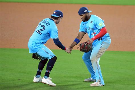 Who won the World Series game last night? What to know about Blue Jays