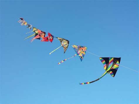 Skylawn Memorial Park San Mateo Hosts Free Kite Flying Event At 11 A