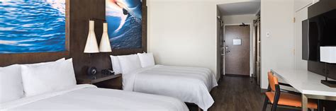 Del Mar Hotel Suites | Pet-Friendly Hotel in San Diego | Marriott