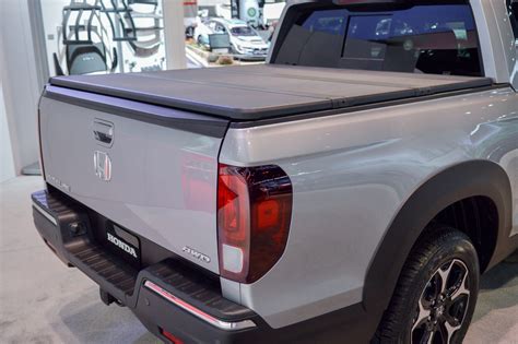 2017 Honda Ridgeline loads up on accessories (pictures) - CNET