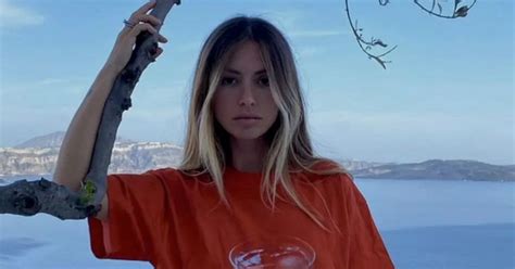 Instagram Model Flaunts Sexy Bikini In Viral Post Daily Star