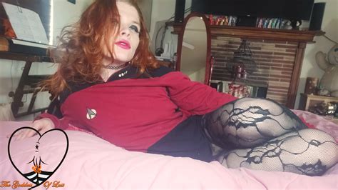 TW Pornstars TheGoddessOfLust Twitter I M A Nerdy Redhead Goth Who