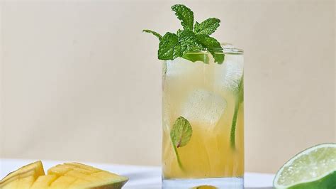 Minty Mango Mojito Cocktail Recipe