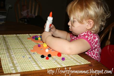 Crafty Momma: Kids Halloween Craft - Pumpkins for my Punkin'