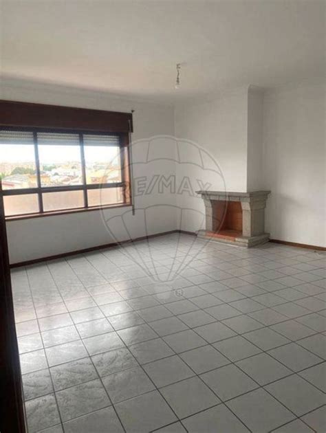 Arrendamento De Apartamento T2 Na Rua Frei Pedro De Poiares S N