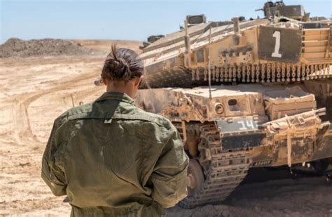 Two Israeli women to enter elite Air Force unit training - Defense News ...