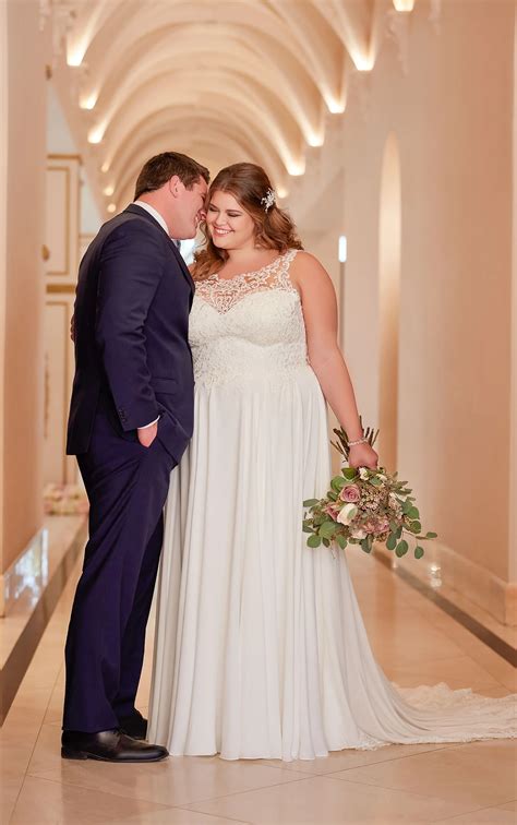 Plus beach wedding dress 60 photos - Astyledwedding.com
