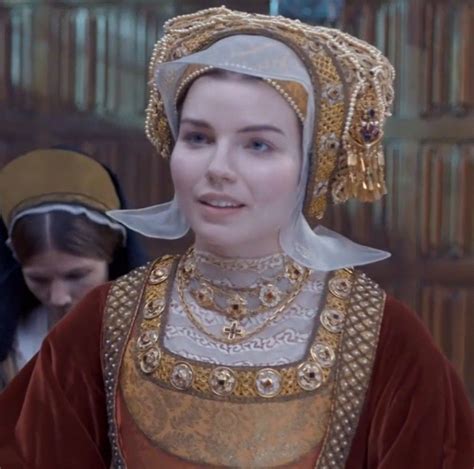 Pin by 𝔀𝓱𝓲𝓶𝓼𝓲𝓬𝓪𝓵 | Geek on [TV] Six Wives with Lucy Worsley | Anne of