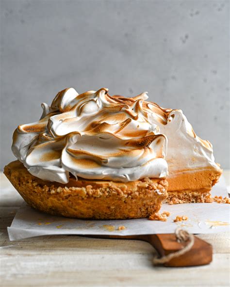 Pumpkin Pie With Ice Cream