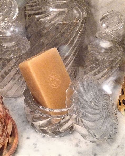 Soins Au Miel Et Cire Dabeille Naturelle Beeswax And Honey Soaps