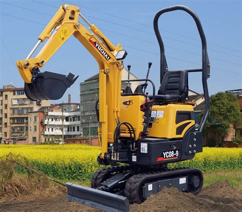 Yuchai Uk Ltd Quality Excavators From To Tons