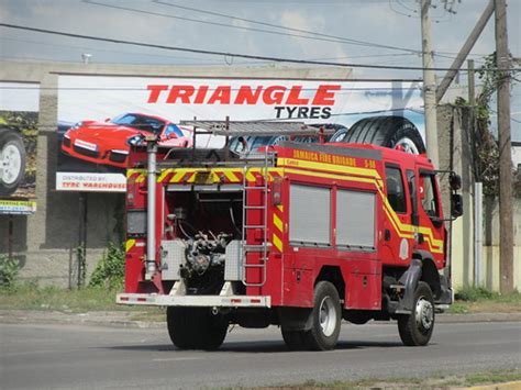 Jamaica Fire Brigade Renault Midlum The Fire Brigade Is Ja Flickr