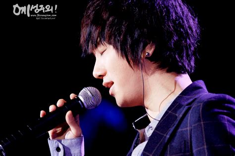 111004 Super Junior KRY Concert Nam Kinh Super Junior Yesung