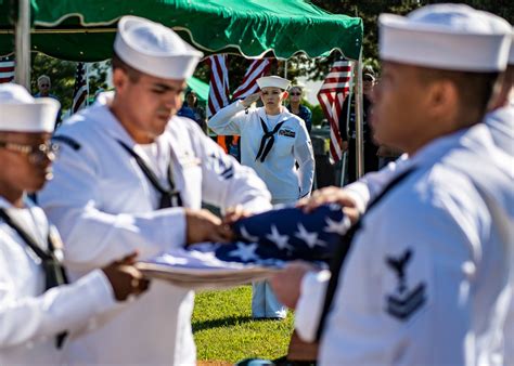 Dvids Images Recently Identified Pearl Harbor Sailor Laid To Rest In His Hometown [image 10