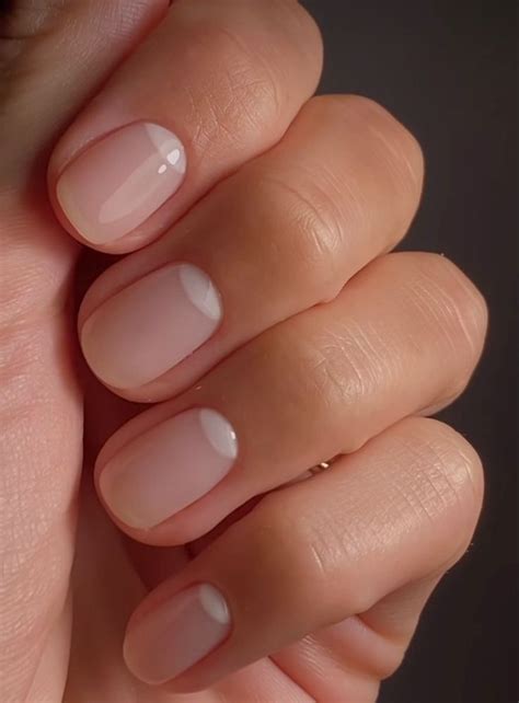 Natural Summer Nails Embrace Elegance With Trendy Styles