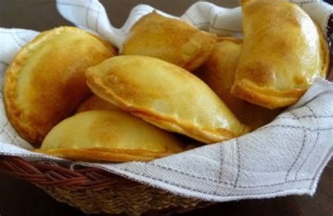 Empanadas De Choclo Con Cebolla Y Queso