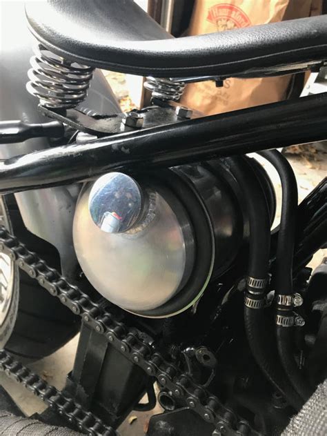 Mooneyes 3 Quart Traditional Chopper Oil Tank For Harley Davidson