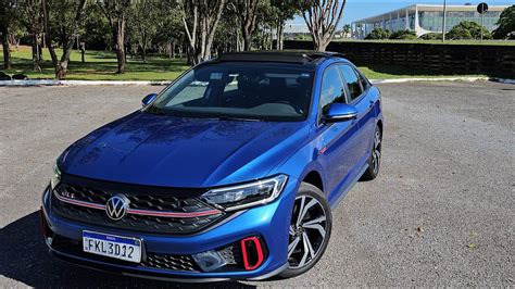 Volkswagen Jetta 2023 Azul