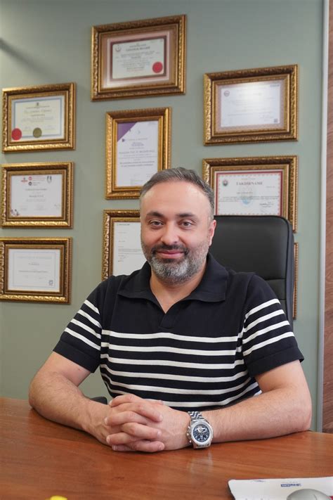 Dr. - Sudden, severe facial pain that feels like an electric shock is