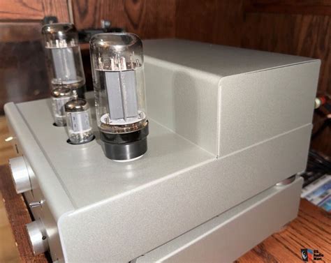 Elekit TU 8200R Integrated Tube W Lundahl DAC Module