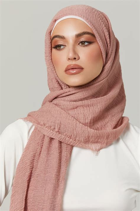 Everyday Cotton Crinkle Hijab Go Getter En 2024 Style Hijab Makeup