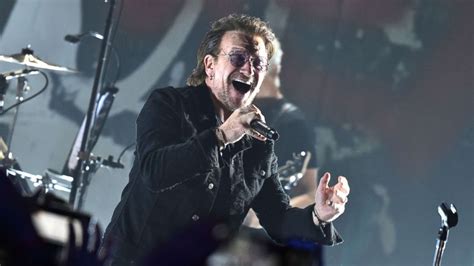 U2 Dedicates Song Stuck In A Moment You Cant Get Out Of To Anthony