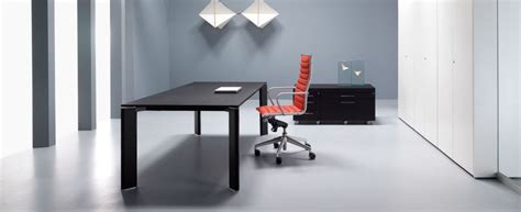 Scrivania Moderna Xeno Altius Styloffice S P A In Laminato