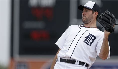 Detroit Tigers Fans Celebrate Justin Verlanders New Contact Extension