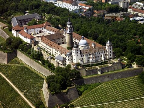 W Rzburg Aus Der Vogelperspektive Festung Marienberg In W Rzburg Im