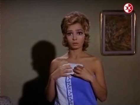 Naked Ana Martín in En estas camas nadie duerme