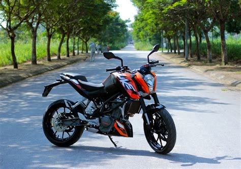 Chạy thử KTM Duke Làn gió mới naked bike trên phố banh vn