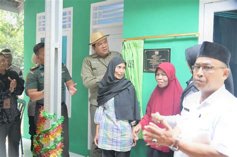 Rumus Kaya Itu Perbanyak Sedekah Kopsyah Bmi Serahkan Tiga Rumah