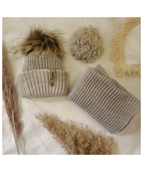 Bonnet personnalisé et son snood beige