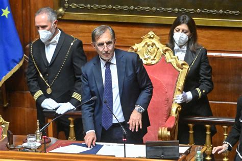 Polemiche sulle parole di Ignazio La Russa Non celebrerò questo 25