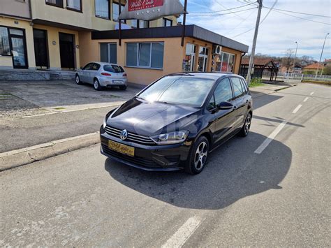 Volkswagen Golf Sportsvan 2016 Automobili OLX Ba